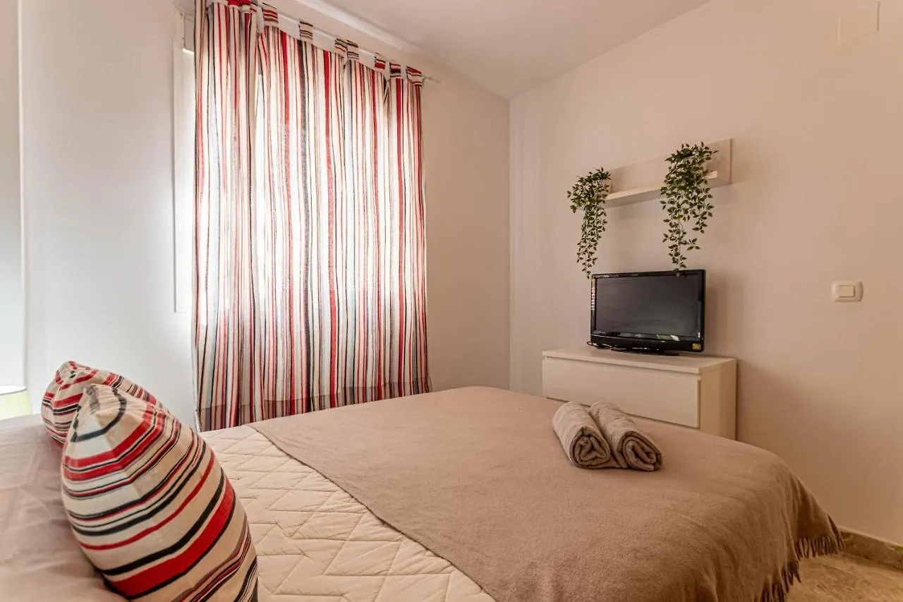 797 Holiday Rentals- Duplex Para 7 En La Carihuela A 1 Min De La Playa 托雷莫利诺斯