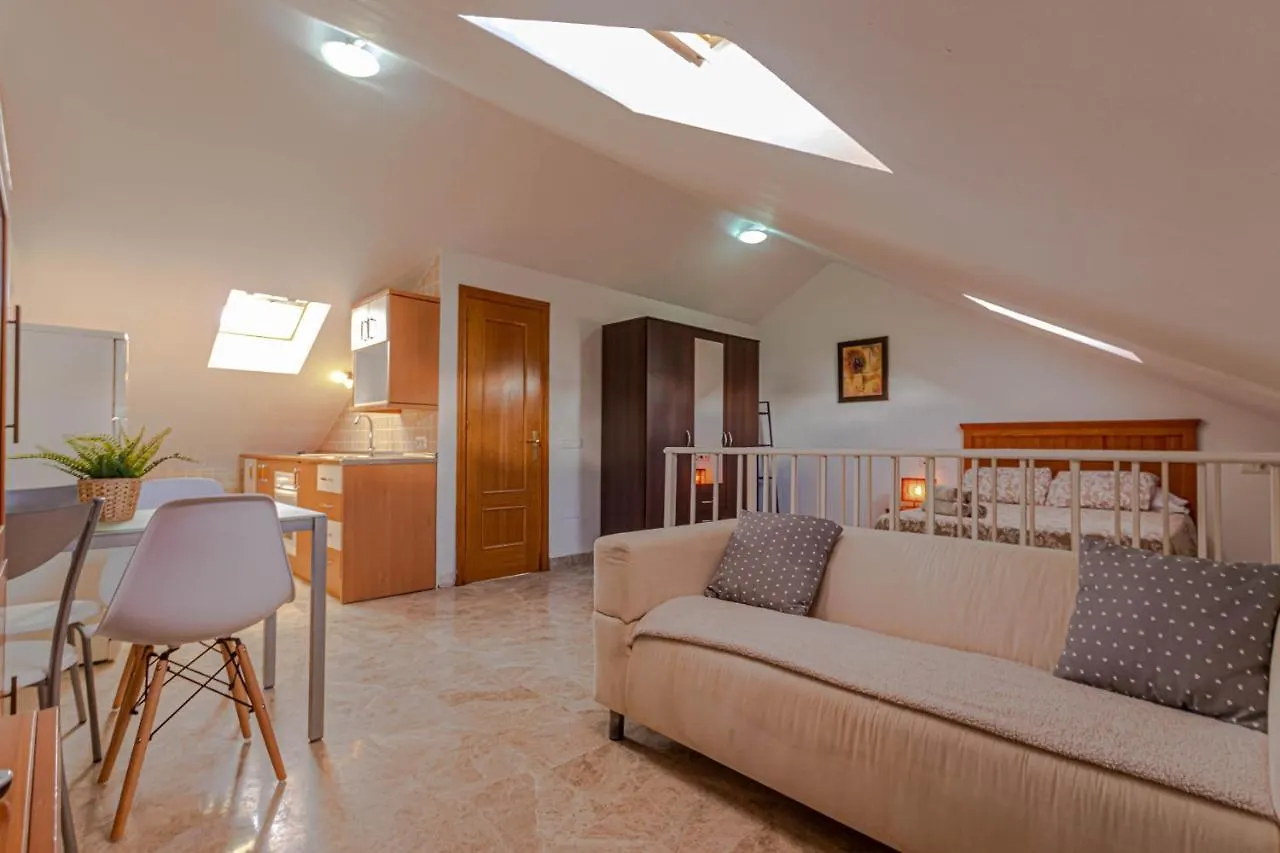 797 Holiday Rentals- Duplex Para 7 En La Carihuela A 1 Min De La Playa Torremolinos 0*,